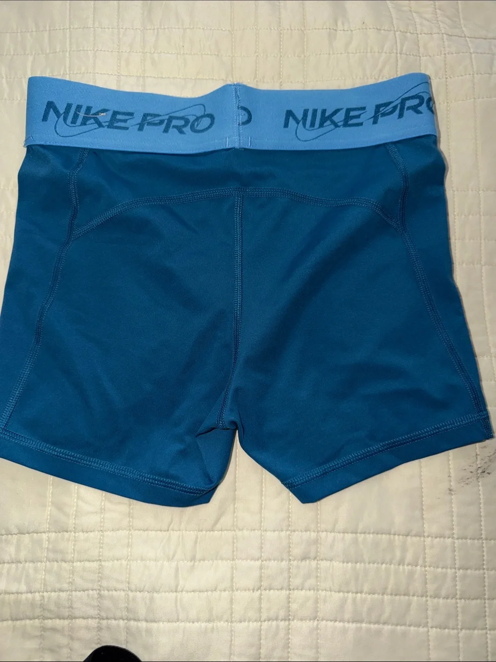 Nikepro womens small.